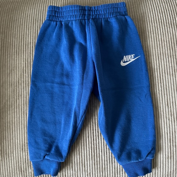 Nike Toddler Boy Jacket and Pants Set - Picture 6 of 8